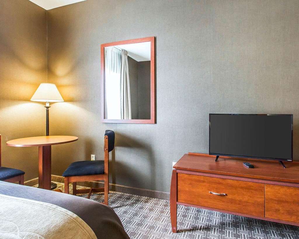 Quality Inn & Suites Benton - Draffenville Ruang foto